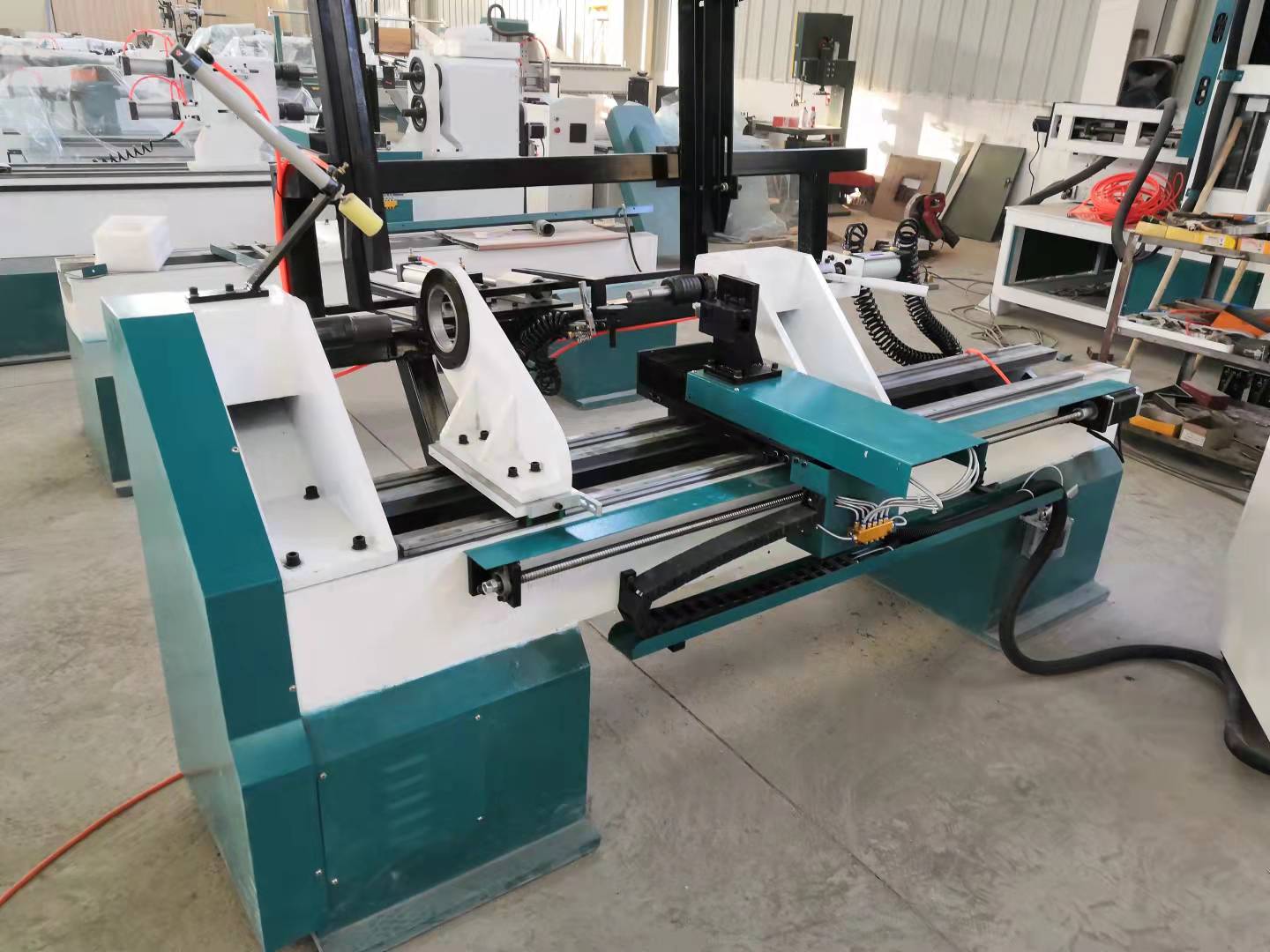 Cnc houtdraaibankmachine met a - Cnc Wood Lathe Machine recensie en prijs